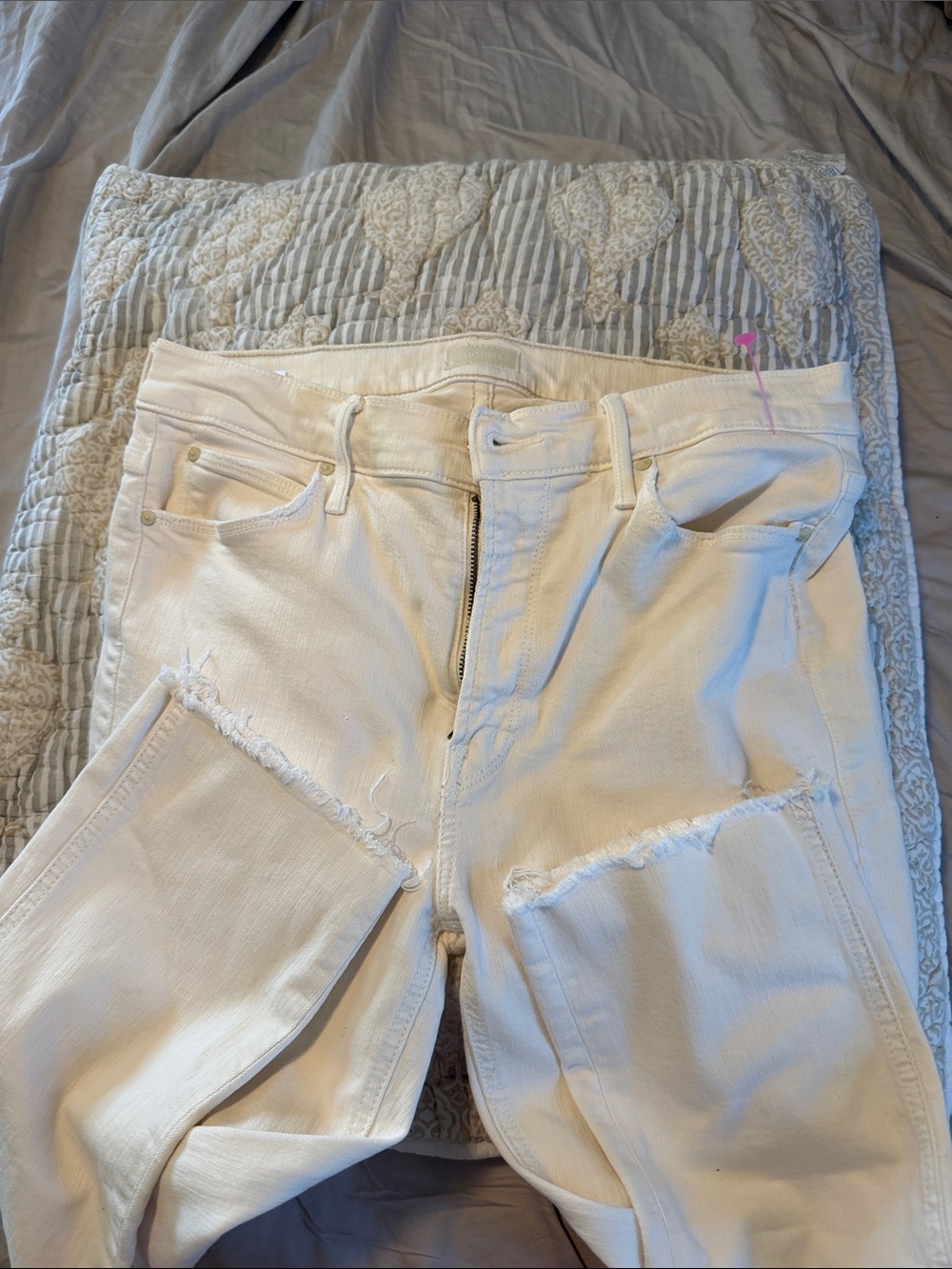 MOTHER Cream High-Rise Skinny Jeans with Knee Distressing
